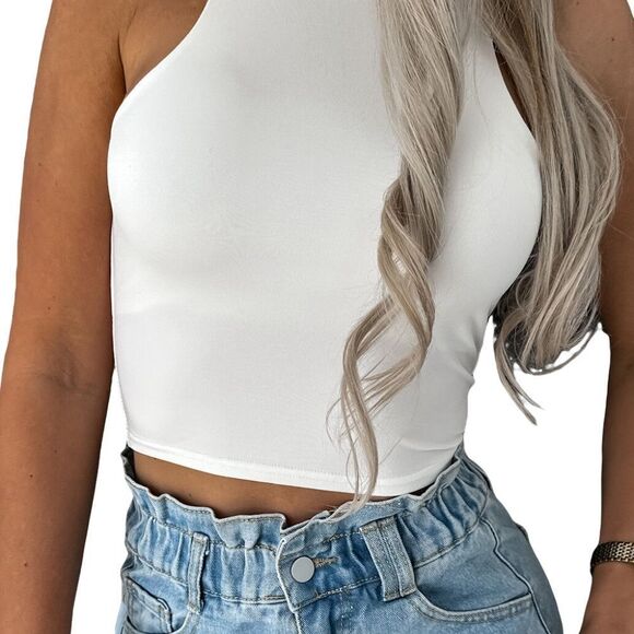'Laila' White Crop Tank - Picture 5 of 6
